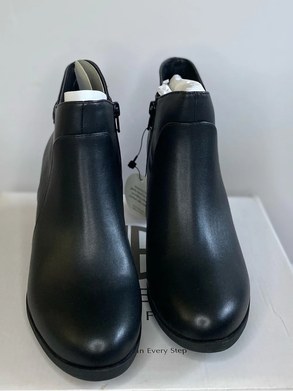 Giani Bernini Black Block Heel Ankle Bootie - NEW IN BOX